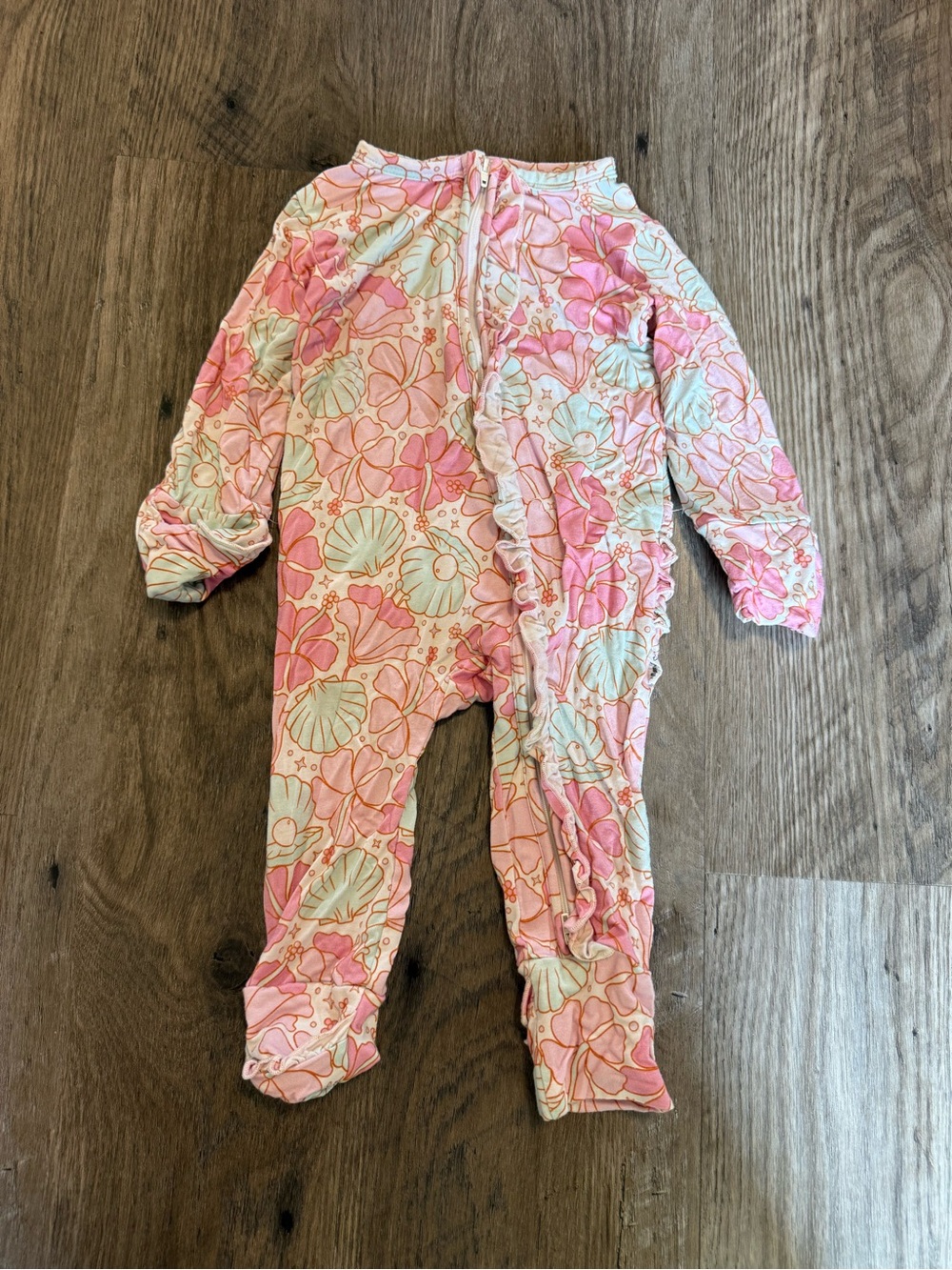 Gigi & Max 24M Pink Tropical Bamboo Ruffle Footie Pajamas One Piece Sleeper